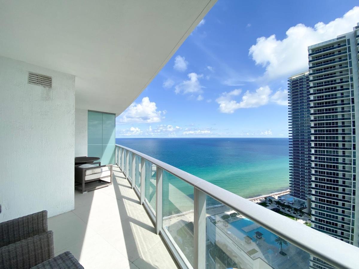 Lyfe Residence Building - Private Apts Over The Beach Hollywood Exterior photo